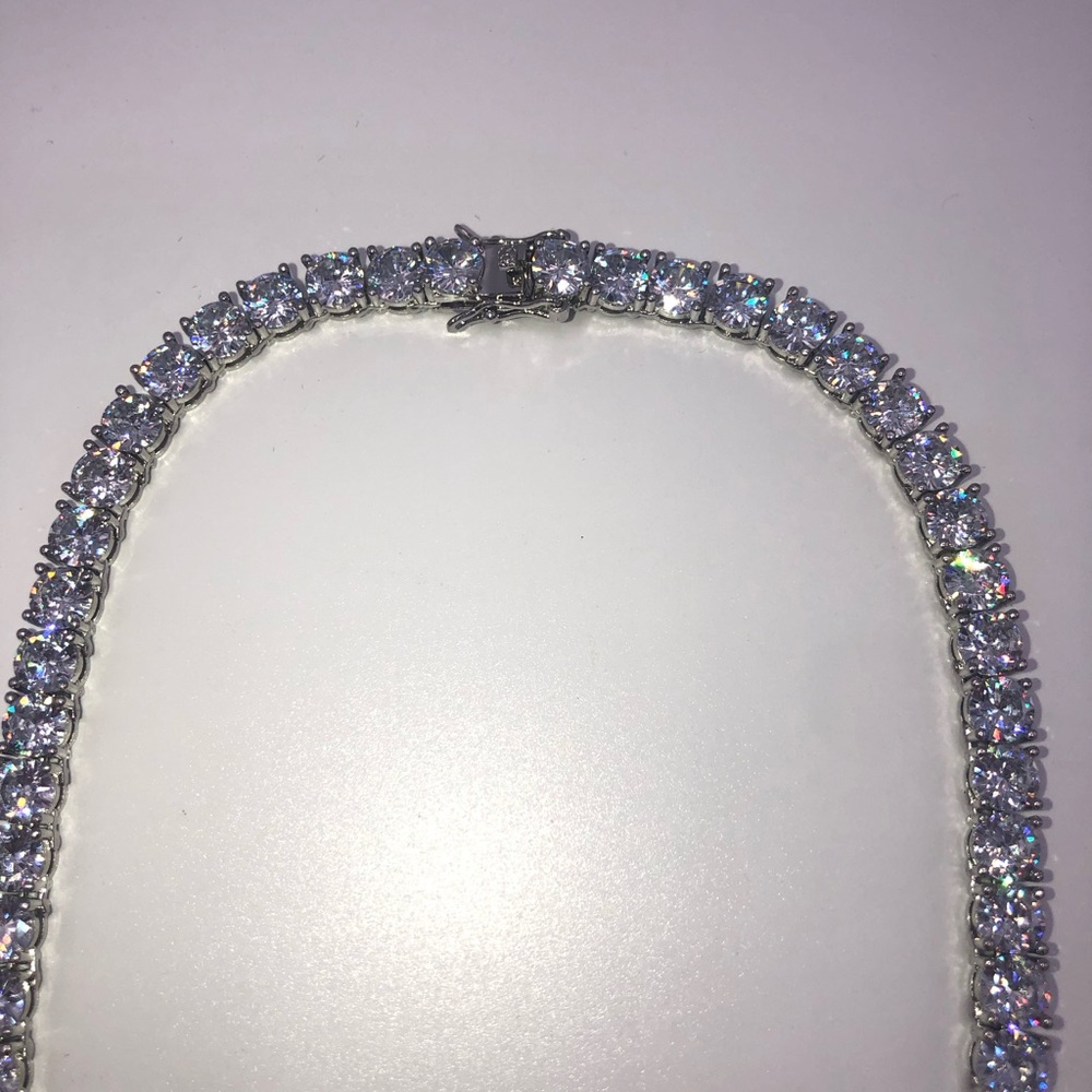 18k 75ct Tennis Necklace - Picture 7 of 13